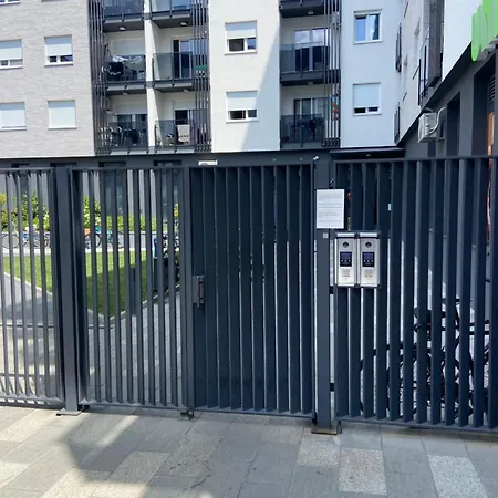 Deluxe Park Novi * Novi Sad